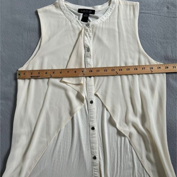 August Silk Sleeveless Button Up Layered Top. Size XL - Picture 6 of 6